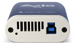 av.io 4K的底部,顯示USB 3輸入 av.io 4K的底部,顯示USB 3輸入